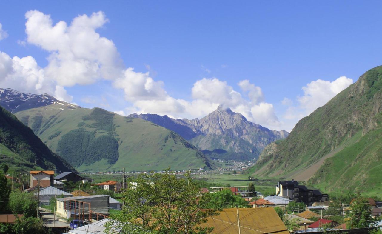 Hotel Milky Way Kazbegi Exterior foto