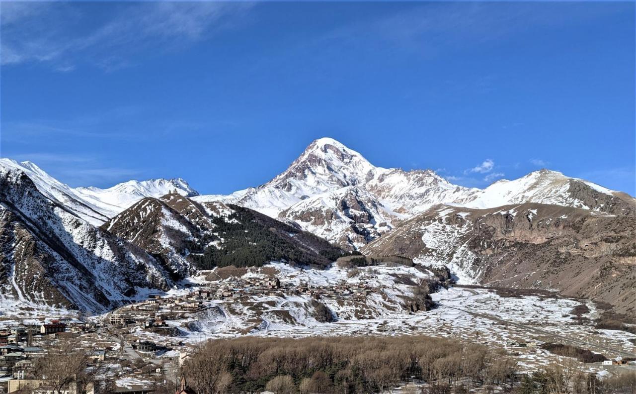 Hotel Milky Way Kazbegi Exterior foto